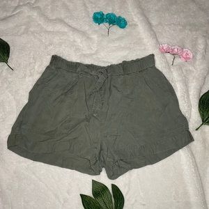 Aerie Green Lightweight Cargo-Style Shorts
